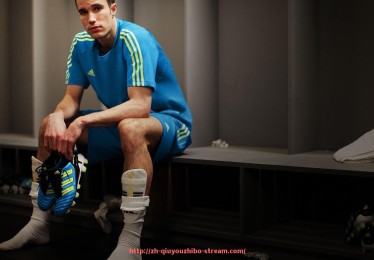 球友体育直播-向上拉式健身器材运动原理及背部肌群锻炼效果